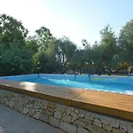 Hébergement de vacances With Private Pool In *